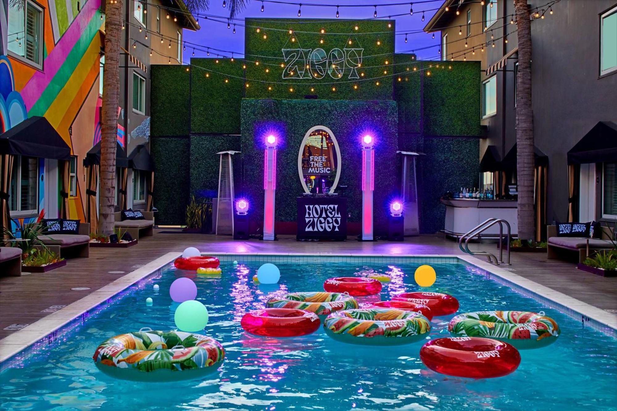 Hotel Ziggy Los Angeles West Hollywood Eksteriør billede